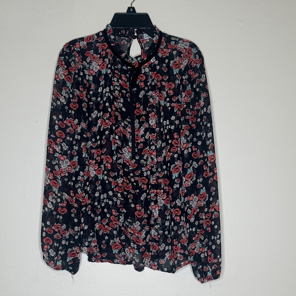 Crave Fame Black and Red Floral Blouse